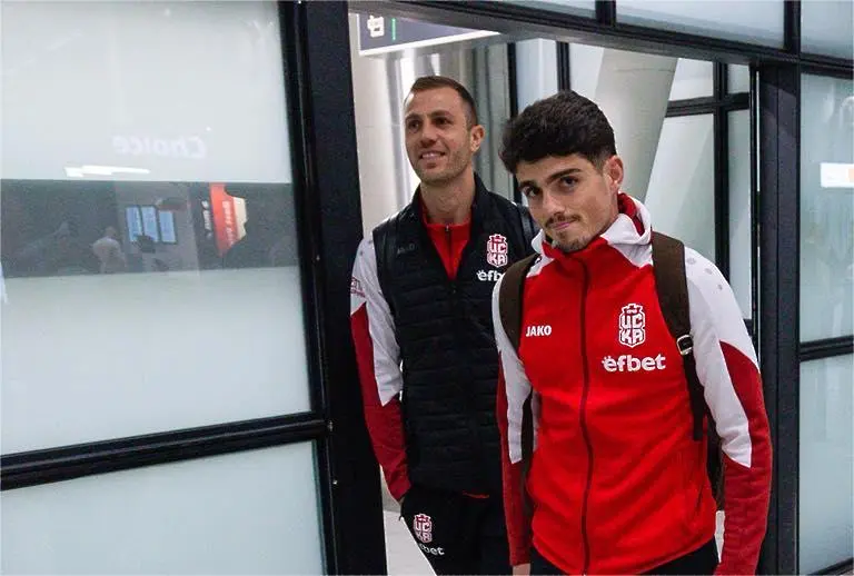 Facebook.com/fcCSKA48  