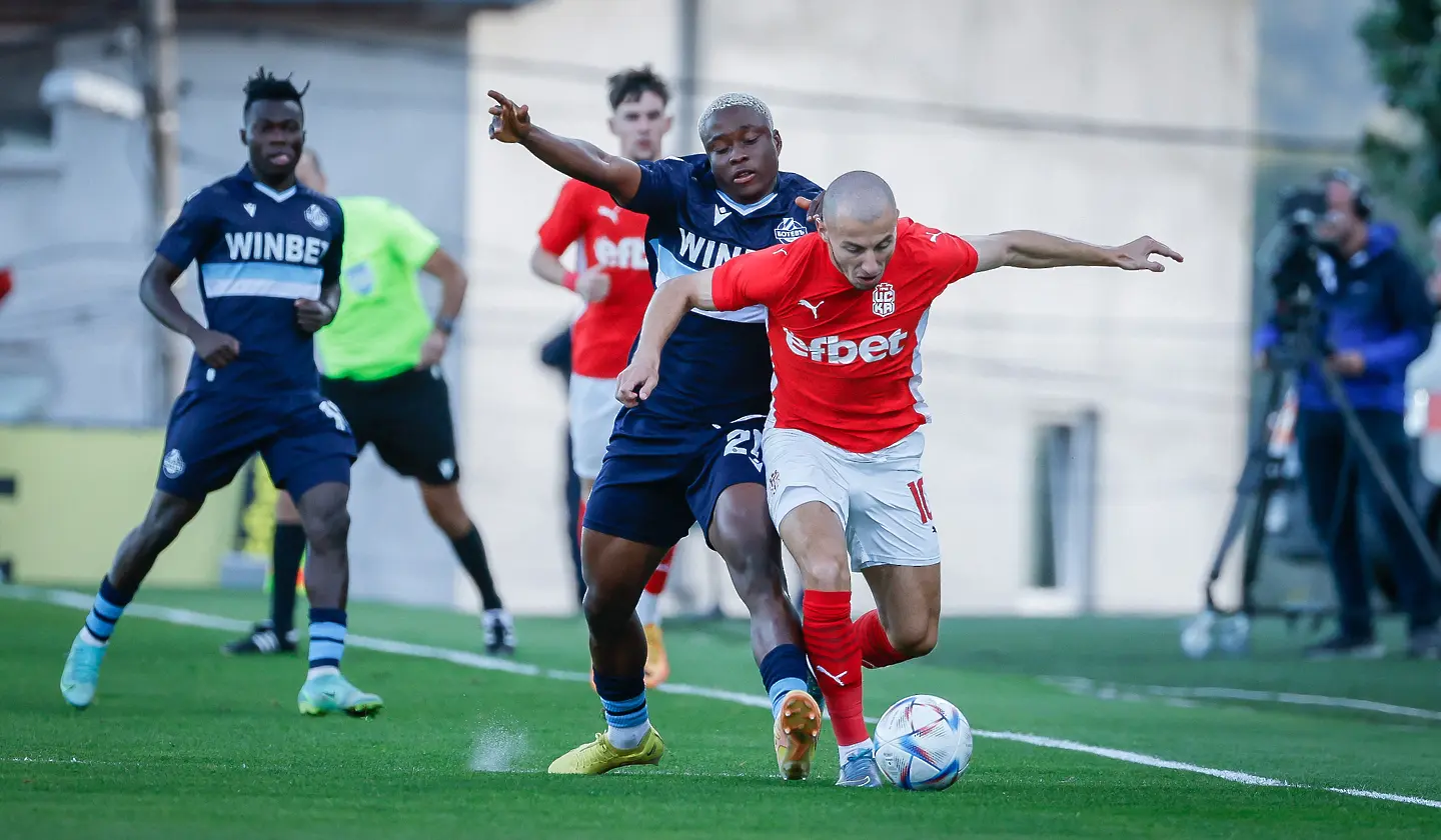 Точукву Ннади срещу Георги Русев / startphoto.bg 