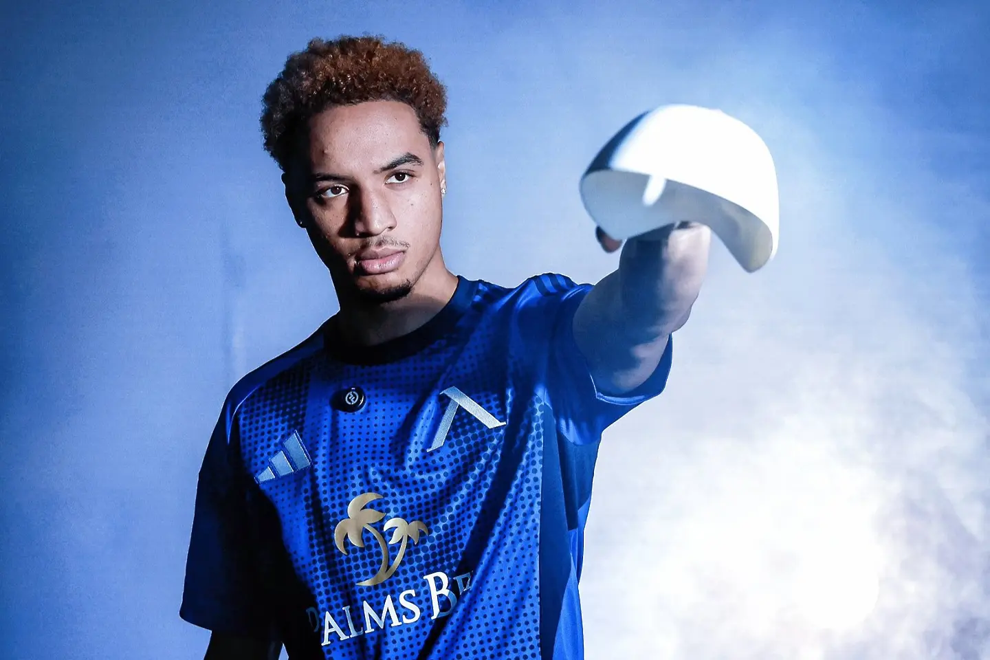 Армстронг Око-Флекс / facebook.com/levskiofficial