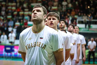 Везенков и двама натурализирани баскетболисти попаднаха в разширения състав на България за европейските предквалификации