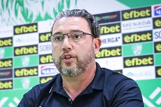 Собственикът на Берое се появи на тренировката на тима