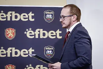 Дербито Левски – ЦСКА може да бъде пренасочено, ако съвпада с предсрочните избори (ВИДЕО)