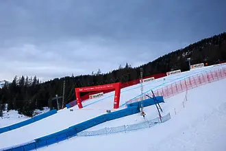 Отмениха първата тренировка за спускането при жените в Кортина