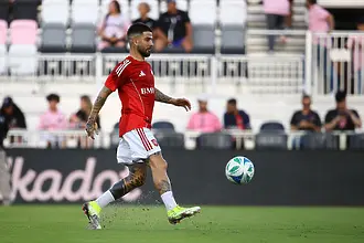 Лоренцо Инсиние: Щях да се върна в Наполи дори без заплата