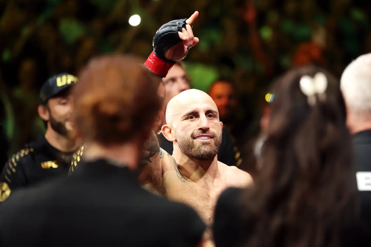 Волкановски защити титлата си срещу Лопес в зрелищен реванш / Getty Images