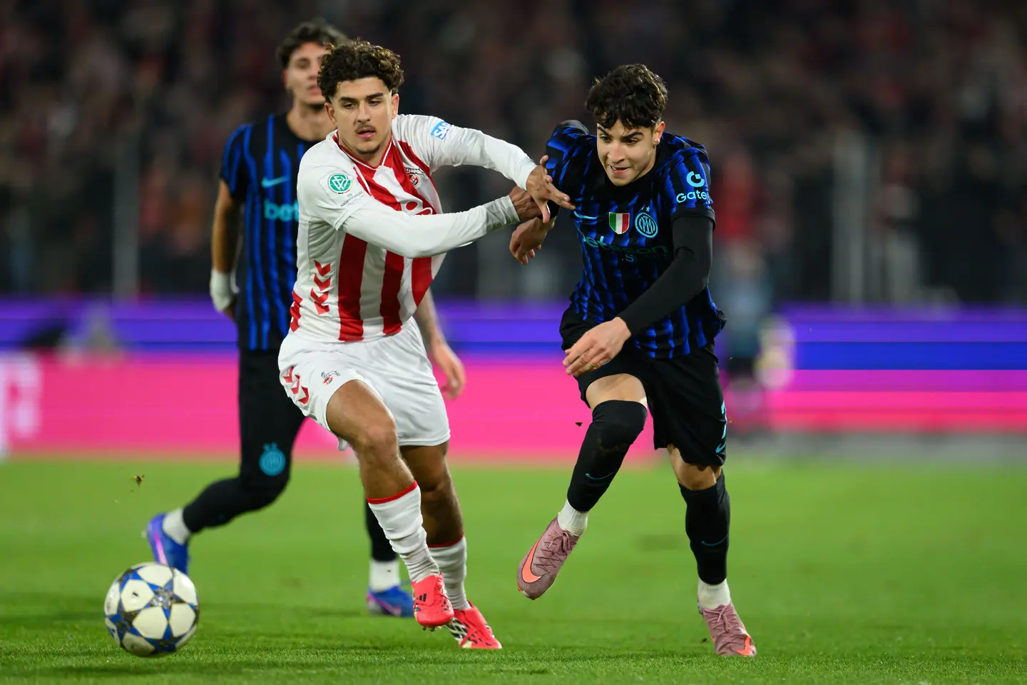 Кристиян Ирмиев, Аймен Зуин / Getty Images