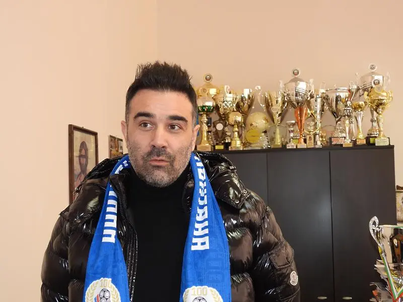 Акис Вавалис