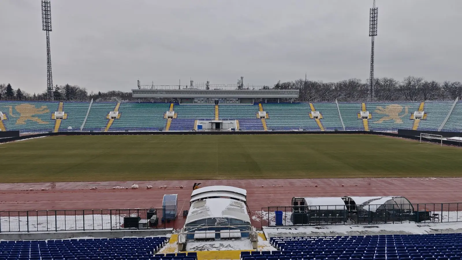 Теренът на Националния стадион 27 часа преди Лудогорец - Левски за Суперкупата / bplf.bg