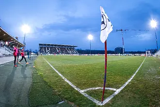 Ботев Пловдив: Настояваме БФС да извърши незабавна проверка на състоянието на терена на стадион „Локомотив“