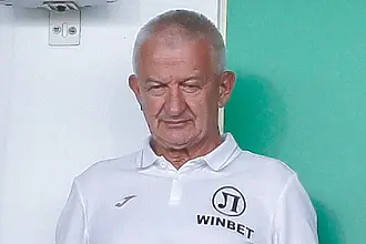 Крушарски: Кой стадион в България е добър? Аз със слуги не разговарям (ВИДЕО) 