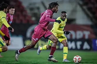 Септември трансферира халф в Израел