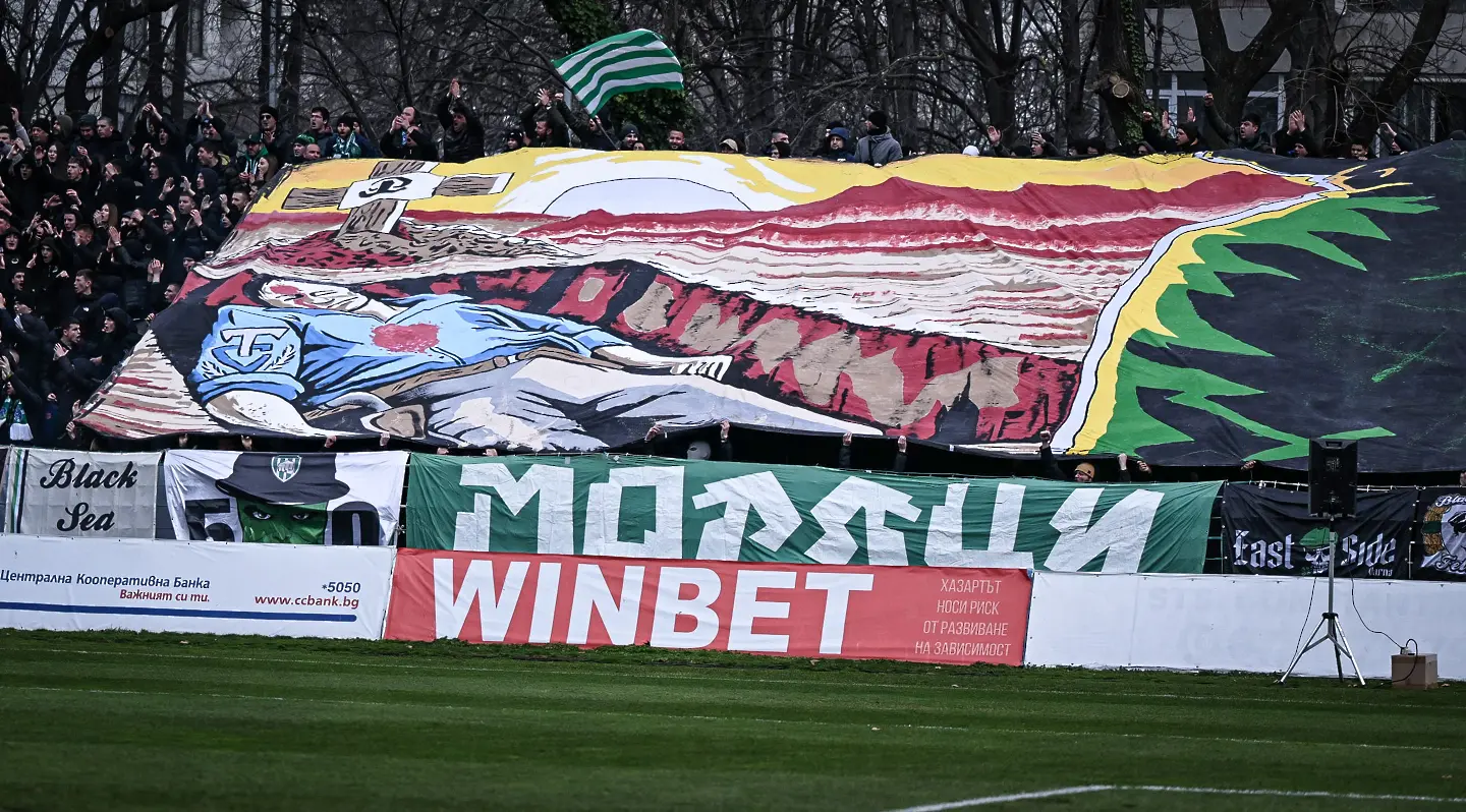 На живо: Дербито на Варна (Състави)