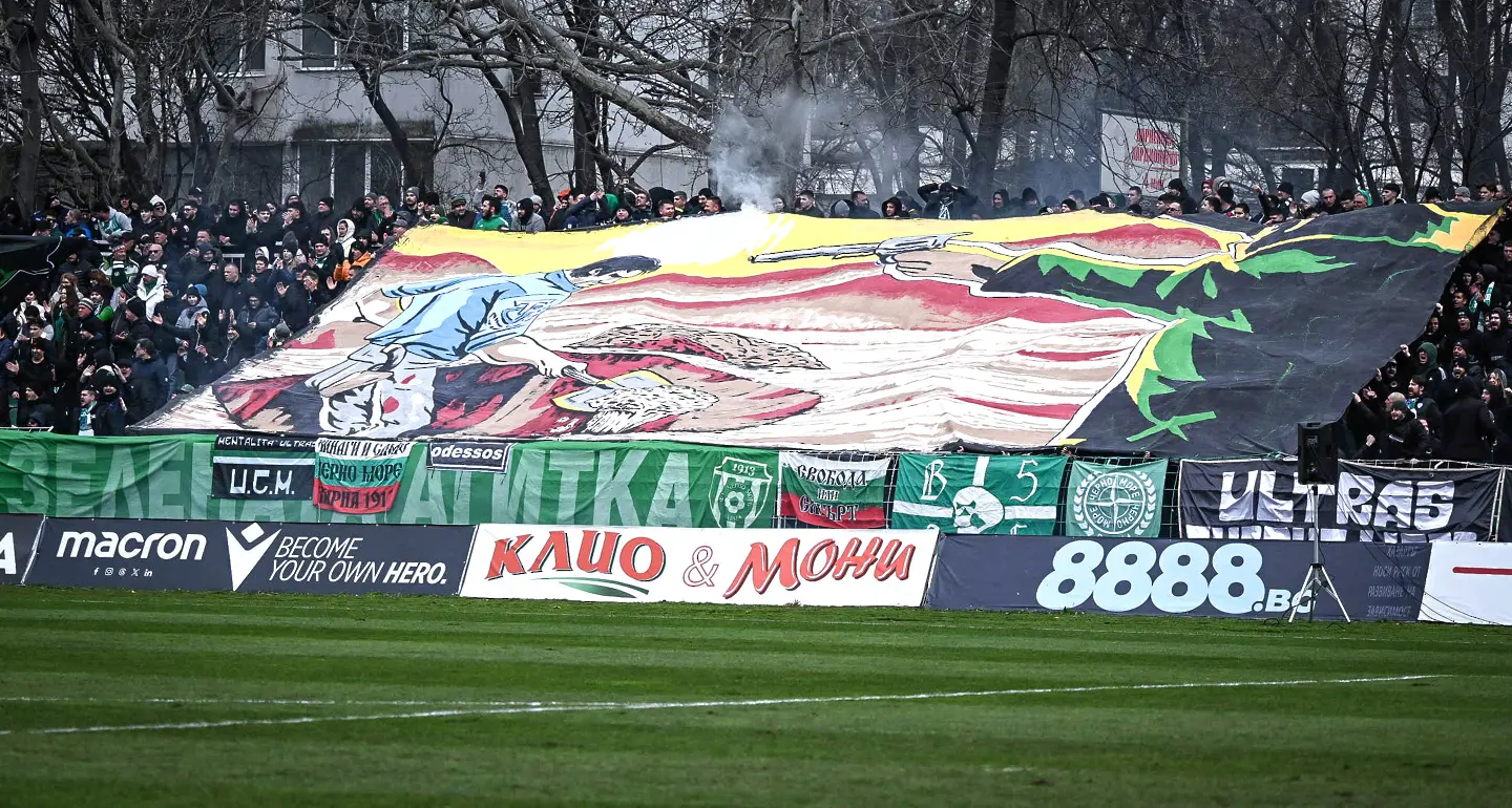 На живо: Дербито на Варна (Състави)