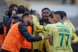 Лудогорец се нацапа, но обърна Локо София на нивата в “Надежда”