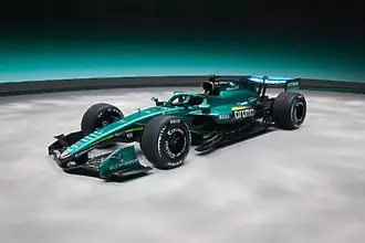 Астън Мартин представи своя нов болид AMR26 за сезон 2026 