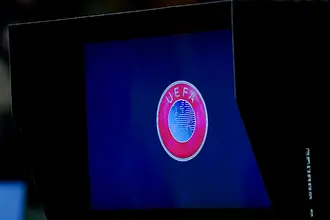  УЕФА готви революция във VAR: Край на „микроскопичните“ намеси