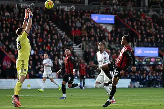 Астън Вила оцеля срещу Борнемут