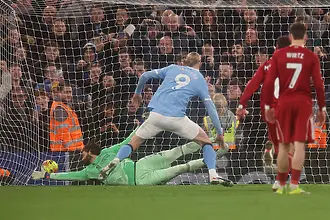 Ман Сити с обрат на „Анфийлд“, зашеметяващ гол на Собослай не стигна на Ливърпул (ВИДЕО) 