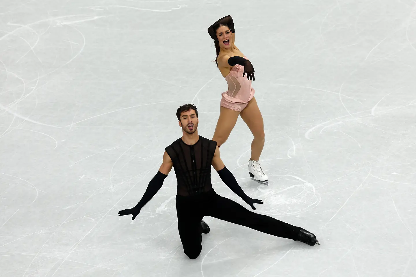 Лоранс Фурние Бодри и Гийом Сизерон / Getty Images