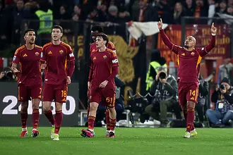 Дониел Мален вкара първите си голове на „Олимпико“ при успех на Рома над Каляри