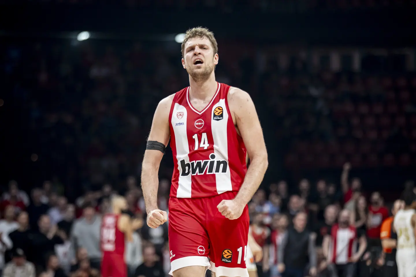 Александър Везенков / Getty Images