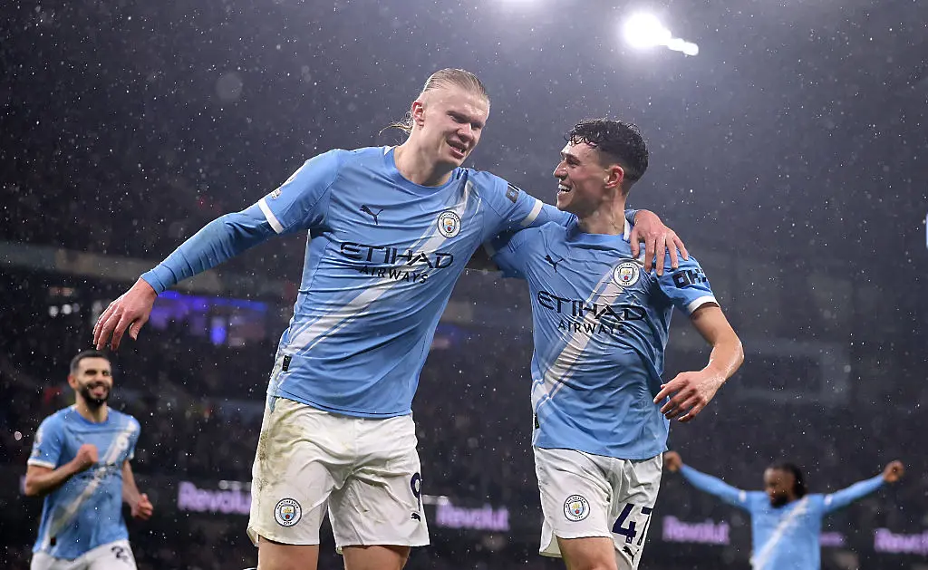 Ерлинг Холанд и Фил Фодън / Getty Images 