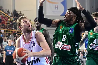 Панатинайкос спечели Купата на Гърция по баскетбол, след като във...