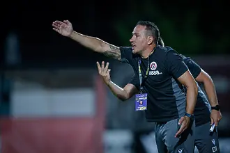 Живко Миланов отнесе три мача наказание 