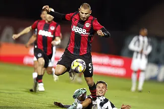 Нов договор в Локомотив София 