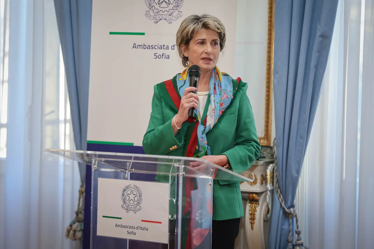 Весела Лечева: Нашите състезатели показаха нещо изключително на Олимпийските игри