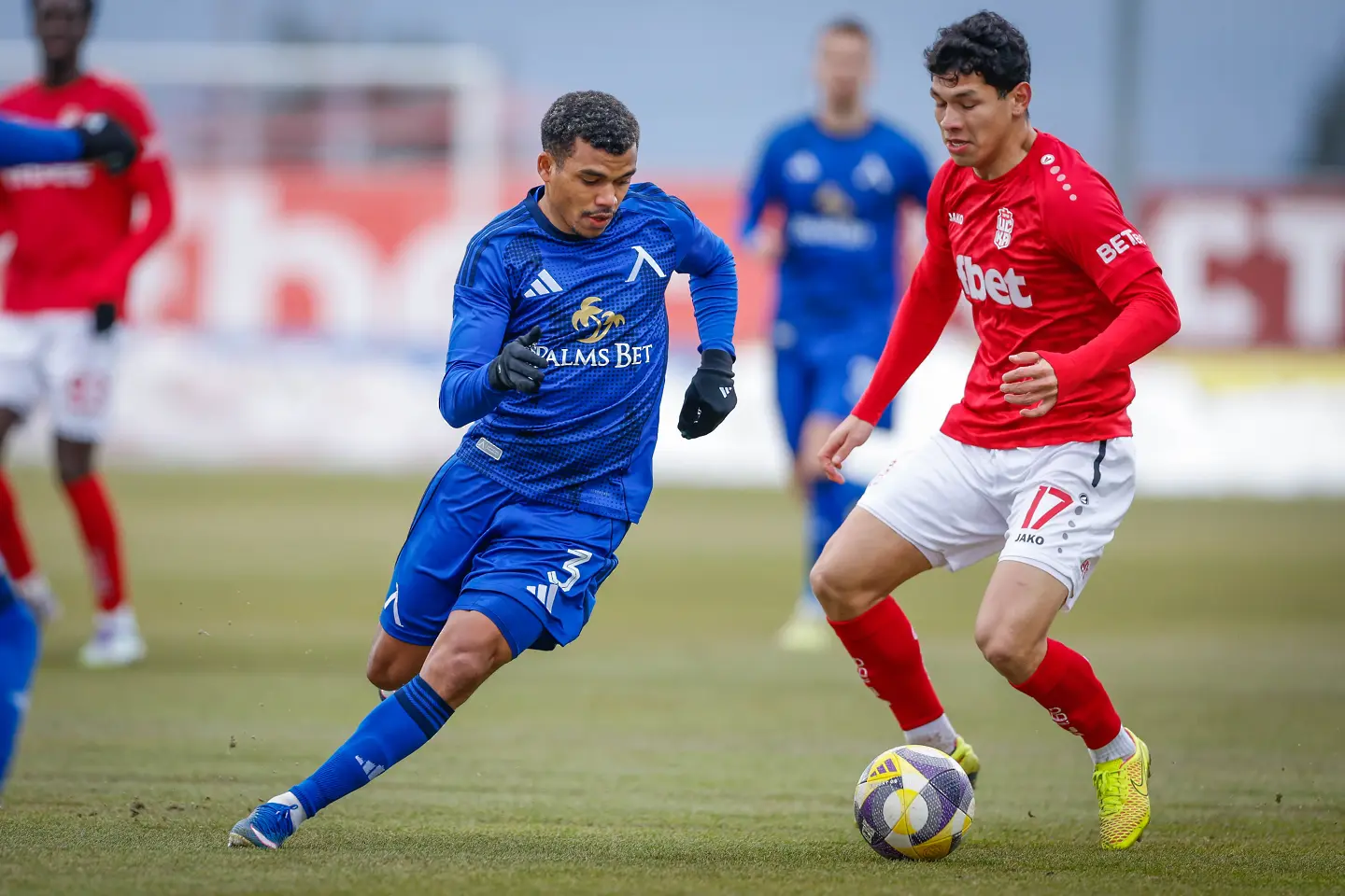 Майкон срещу Хосе Карлос Мартинес / startphoto.bg 