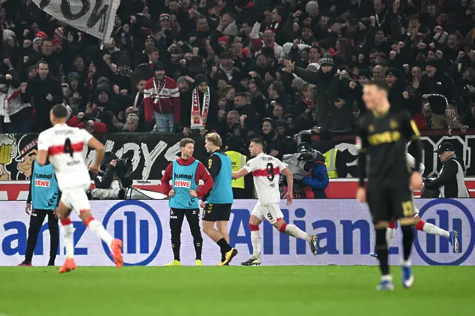  Щутгарт си върна мястото в четворката след дубъл на Демирович (ВИДЕО)