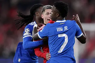 Легенда защити футболиста на Бенфика: Всичко започна от Винисиус…