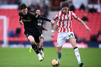 Фулъм обърна Стоук Сити, Съндърланд надви Оксфорд