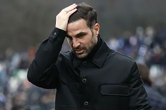 Защо Фабрегас не може да бъде наказан с видео доказателства след мача с Милан