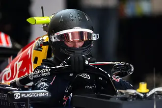 Цолов 12-и в последната сесия преди старта на сезона във Формула 2