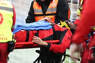 Халф на Милан със счупени зъби след брутален сблъсък