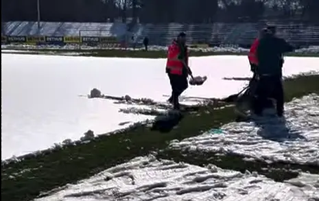 Добруджа благодари на доброволците, помогнали за почистването на снега