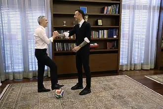 Димитър Бербатов стана съветник на служебния премиер Андрей Гюров