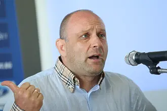 Тити Папазов от сърцето на войната в Израел: Това е реална война, но вярвам, че скоро ще бъда у дома