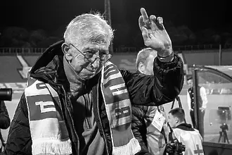 Почина легендарният Джони Велинов