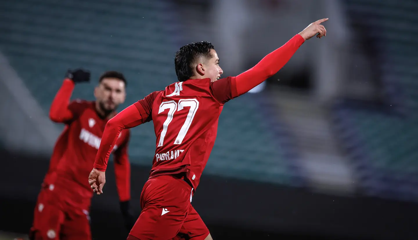 Алехандро Пиедраита / startphoto.bg 