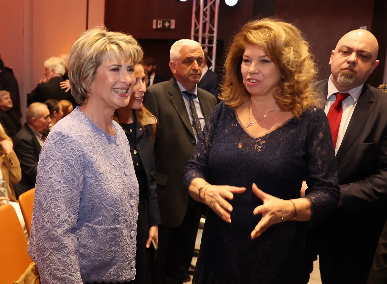 Весела Лечева и Илияна Йотова / startphoto.bg 