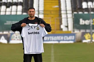 Славия взе нов защитник и си върна крило