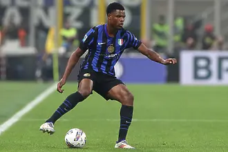 Дензъл Дъмфрис - единствената добра новина за Кристиан Киву