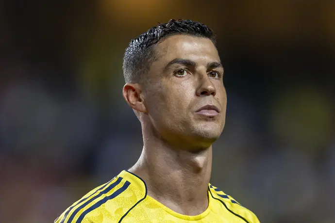 Кристиано Роналдо притесни Португалия 