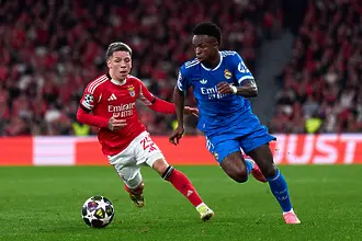 Каква е защитата на играча на Бенфика в расисткия скандал с Винисиус?