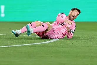 МЛС няма да накаже Меси, задето тръгна да се разправя със съдиите (ВИДЕО)