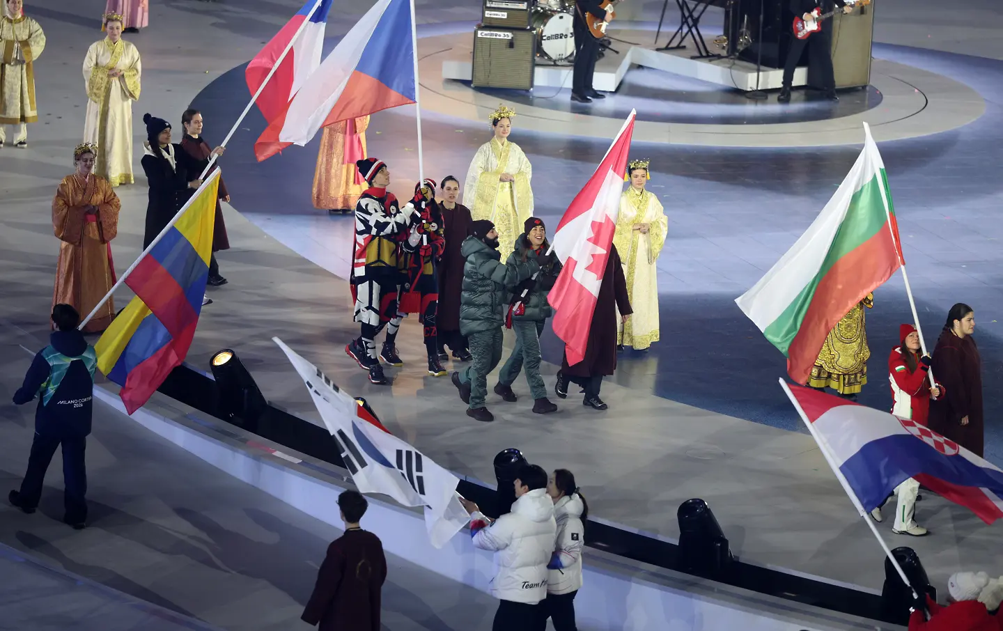 Лора Христова по време на церемонията за закриването на Зимните олимпийски игри / Getty Images