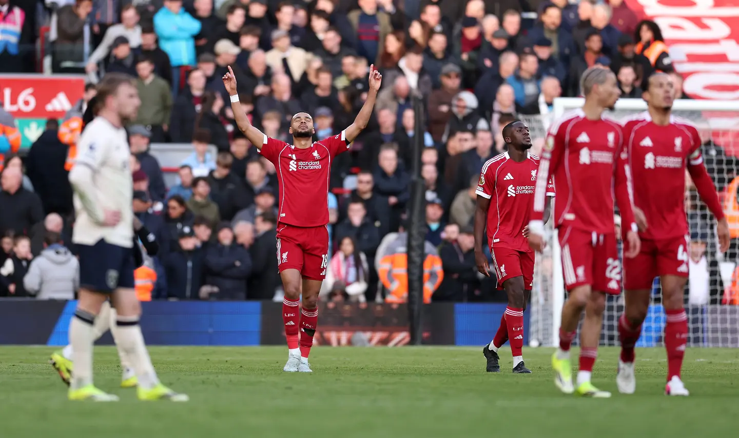 Ливърпул разби Уест Хем в голово шоу